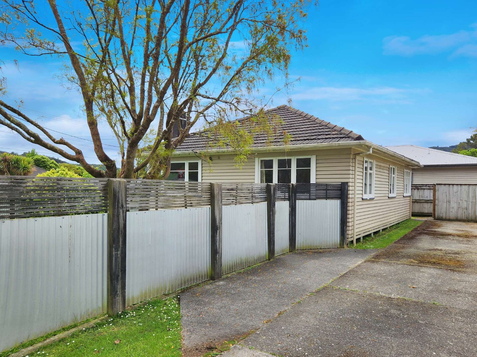 1 Hine Road Wainuiomata_0