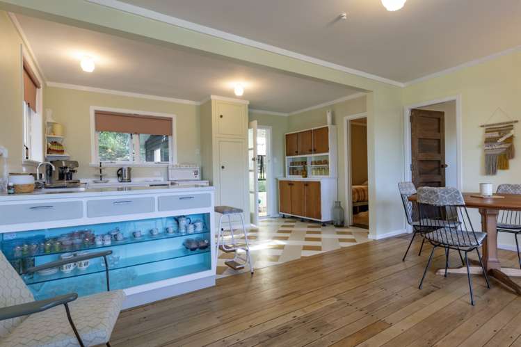 49 North Piha Road Piha_6