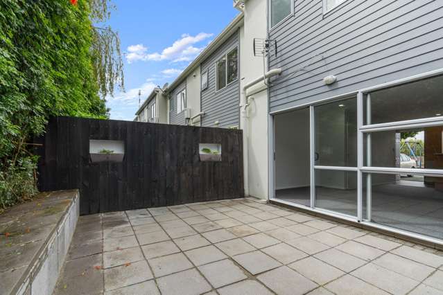 7/218 Captain Springs Road Onehunga_4