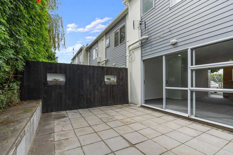 7/218 Captain Springs Road_4