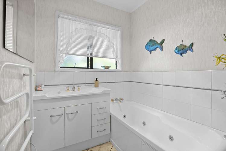 1/43 Devon Road Bucklands Beach_18