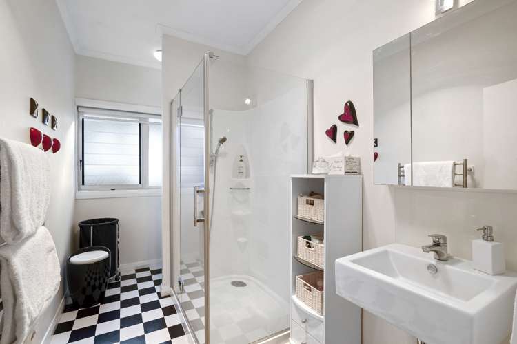 249 Courtenay Street Strandon_11