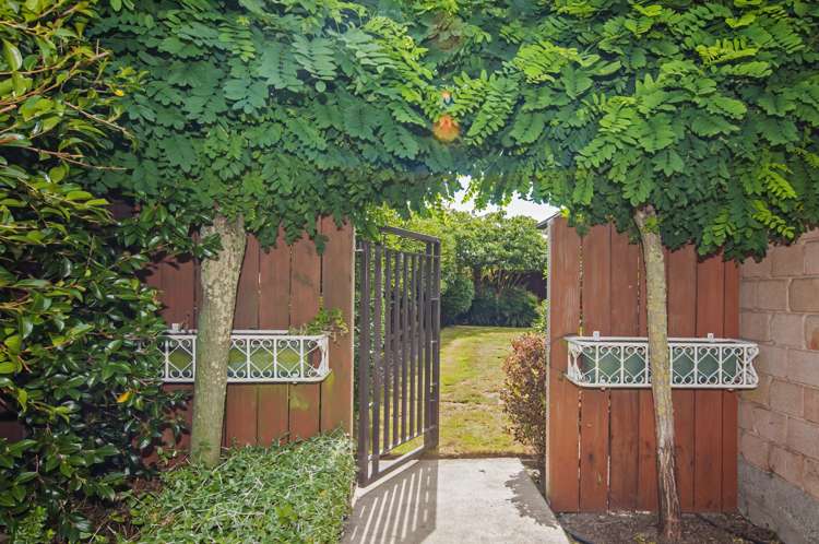 12 Micron Close Templeton_20