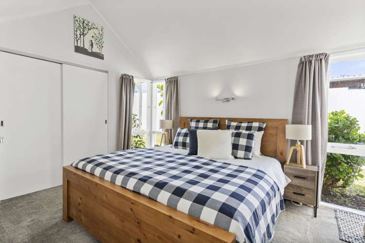 2/120a Birkdale Road Birkdale_12