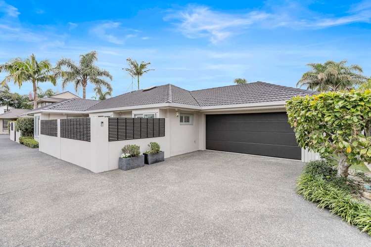 2/10 Taranaki Road_0