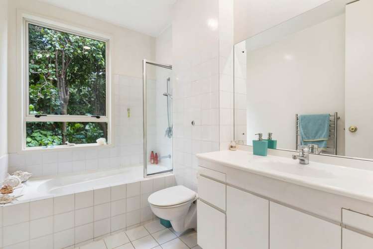 7 Ronaki Road Mission Bay_18