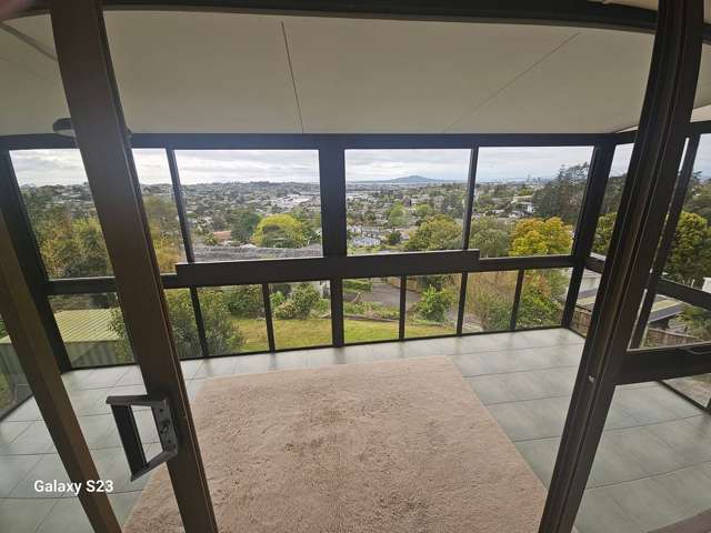 611B Glenfield Road Totara Vale_1