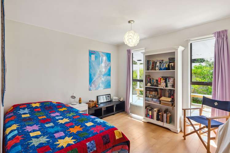 27 Rongomau Lane Raumati South_11