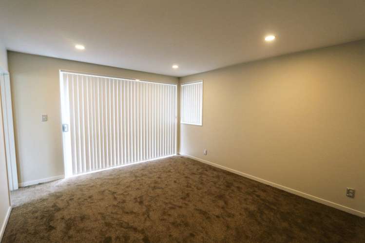 2180b Great North Road Avondale_5