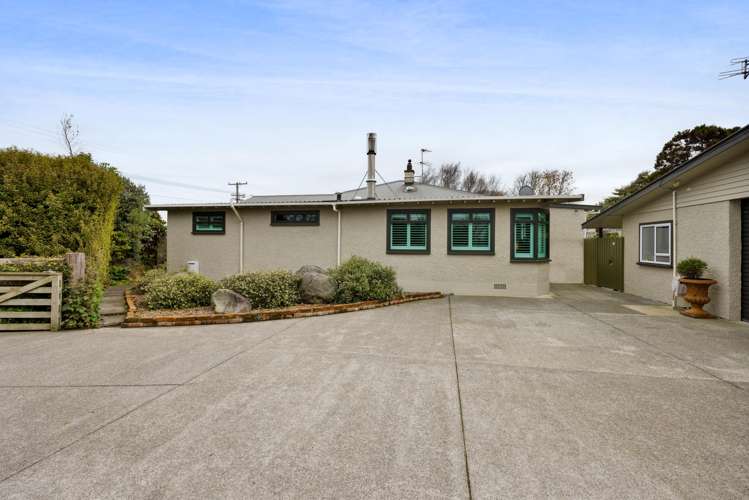 62 Glover Road Hawera_32