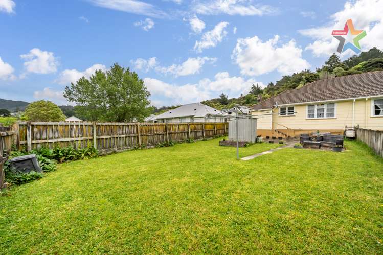 32 Bird Grove Stokes Valley_12