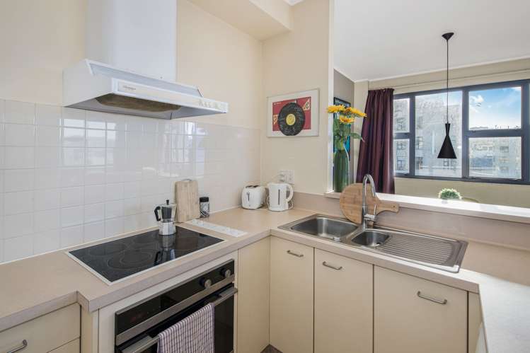 5f/16 Kent Terrace Mount Victoria_5