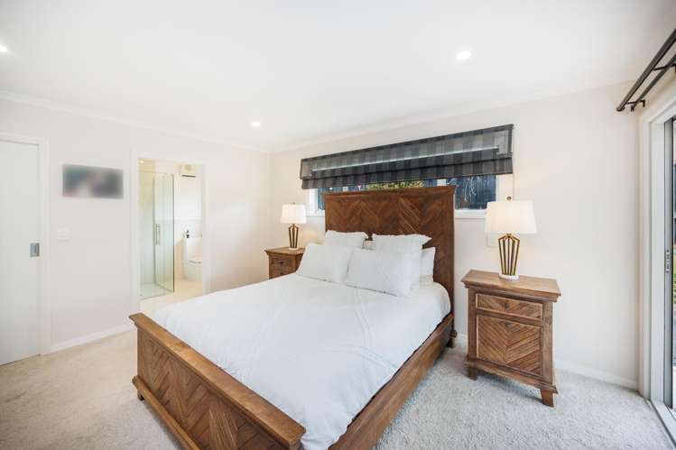 28 Cashmere Drive Fitzherbert_21