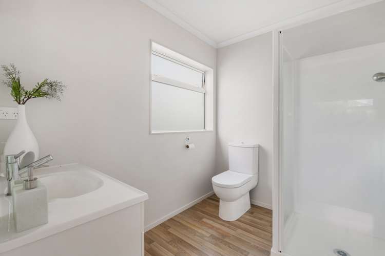 10a Centreway Road Orewa_9