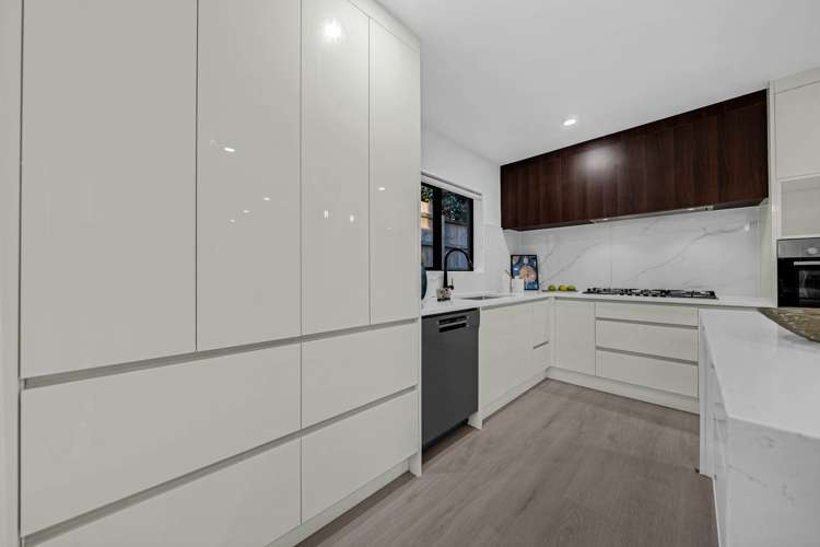 44D White Swan Road Mt Roskill_10