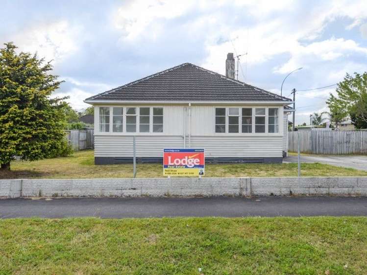 1 Pinfold Avenue Hamilton East_6