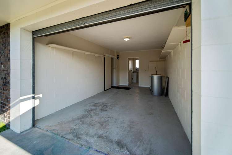 1/18 Mcleod Road Henderson_16