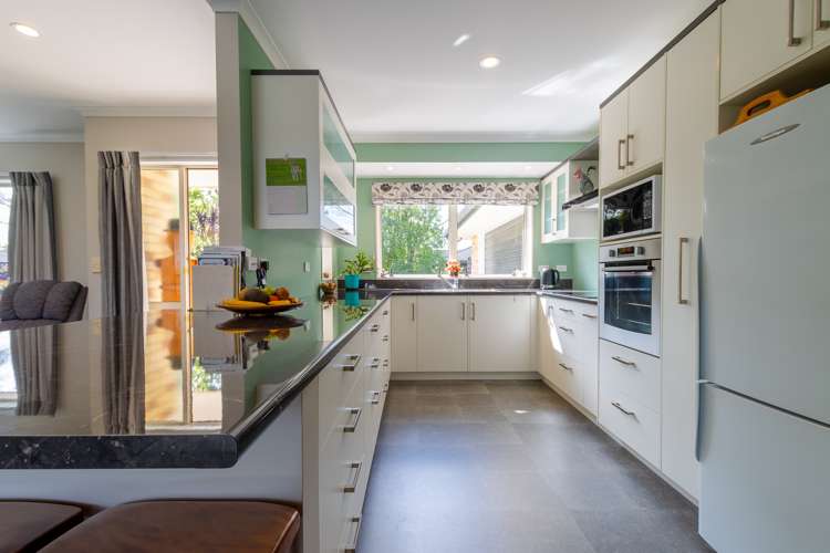 18 De La Mare Drive Leamington_4