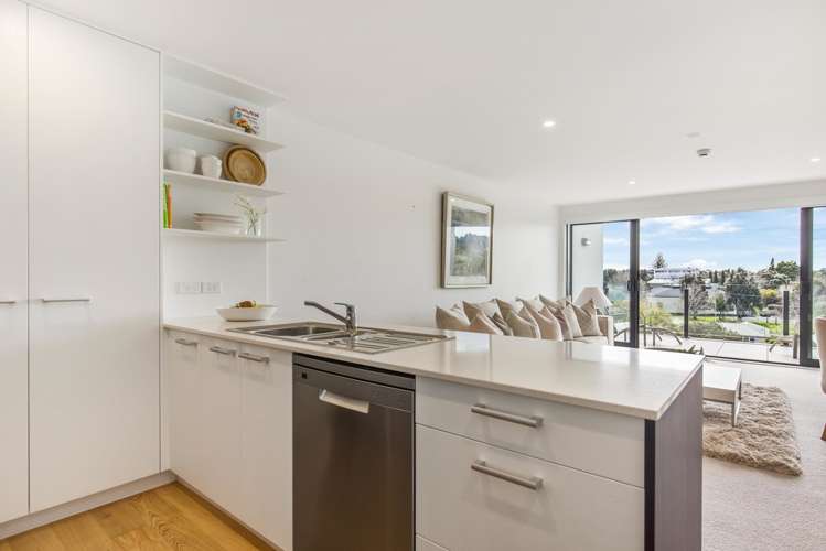 309/8 Thompson Park Road Mount Wellington_6