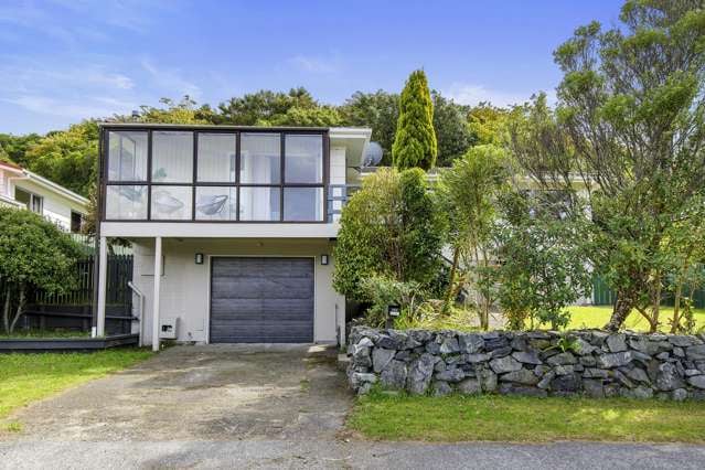 Great Space And A Perfect Setting In Kelson!