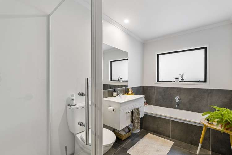 38 Pakanga Grove Pyes Pa_27