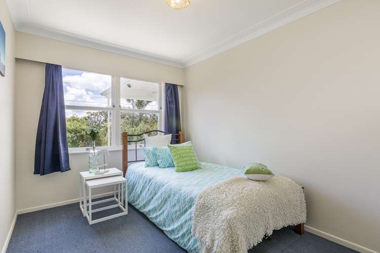 5 Rewarewa Road Te Atatu Peninsula_11