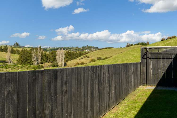 10 Kokopu Lane Ohauiti_12