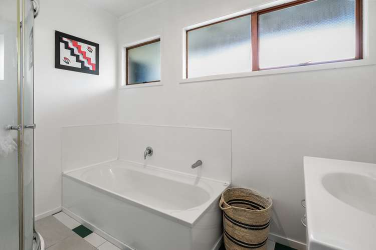 62 Aurora Terrace Hillcrest_16