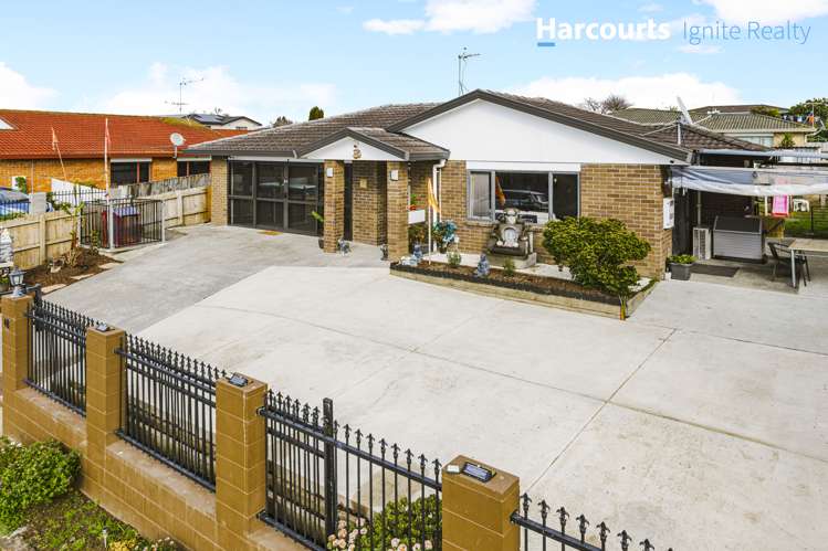 48 Robert Ross Place Clendon Park_14