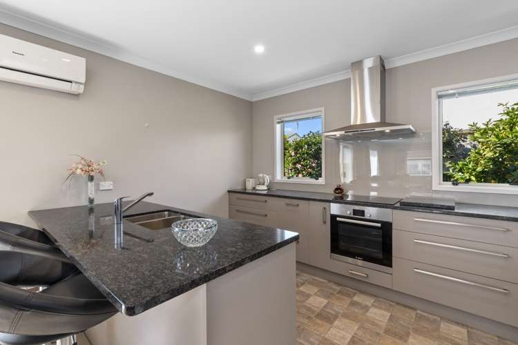 3 Harmens Way Greerton_8