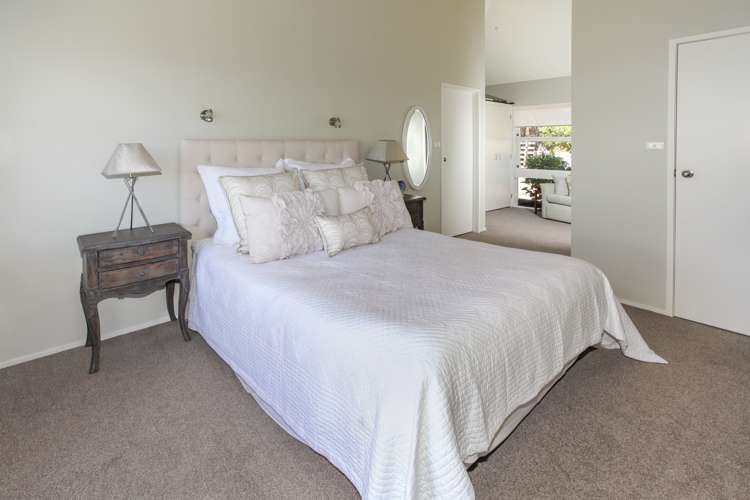 279 Creightons Road Clevedon_4