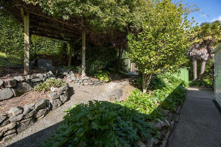 40 View Mount Stoke_23