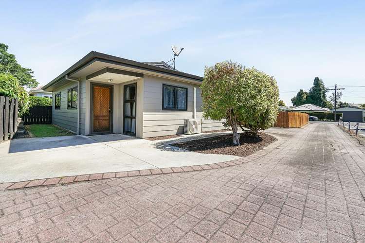 2/42 Graham Street Hamilton East_11