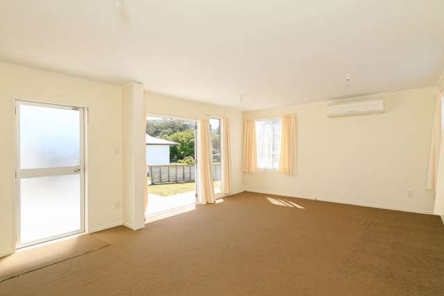 47 Larchmont Grove Totara Park_3