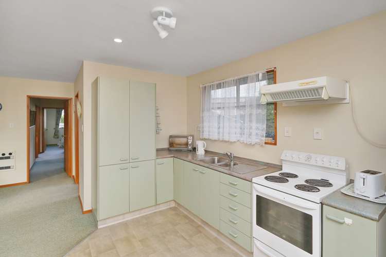 2/10 O'Briens Road Sockburn_6