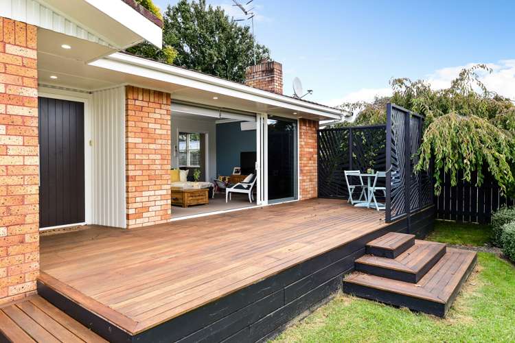 8 Springfield Crescent Enderley_19