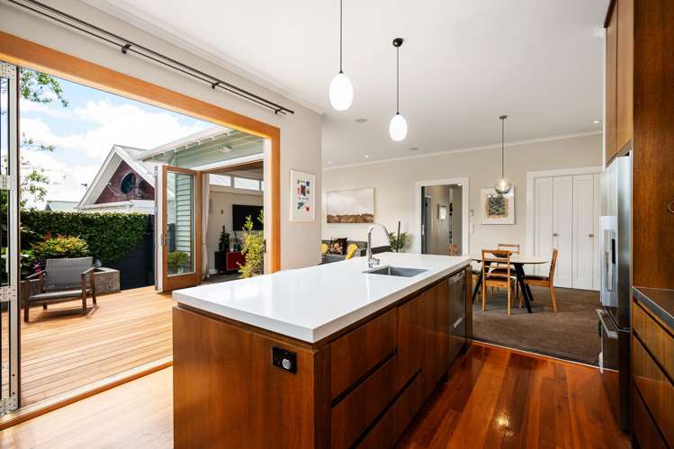 12 Trevor Terrace Newtown_6