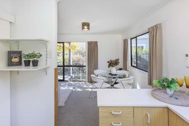 2/11 Duncan Street Sumner_4