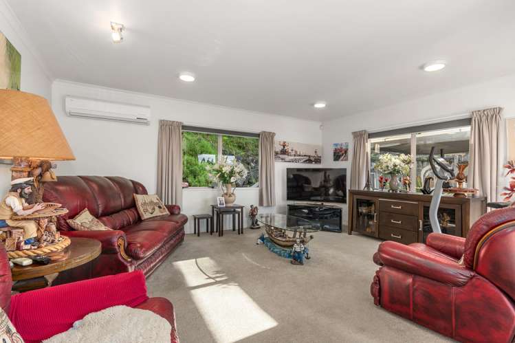 3 Rainbow Place Onerahi_5