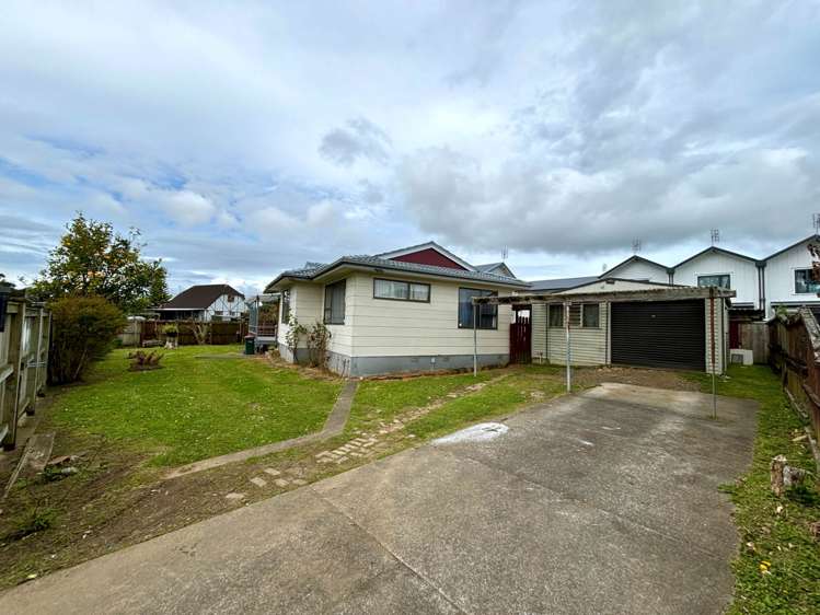 56 Sharland Avenue Manurewa_24