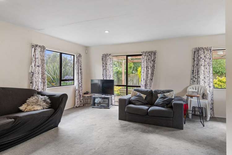 9 and 9B Owens Terrace Upper Riccarton_18