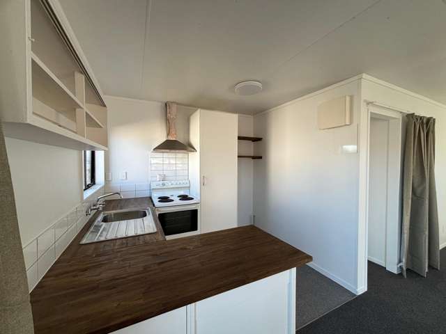 B/7 Colenso Place Ōtaki Beach_4