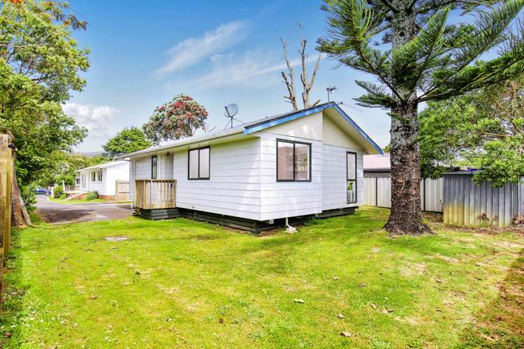 28b Longburn Road Henderson_2