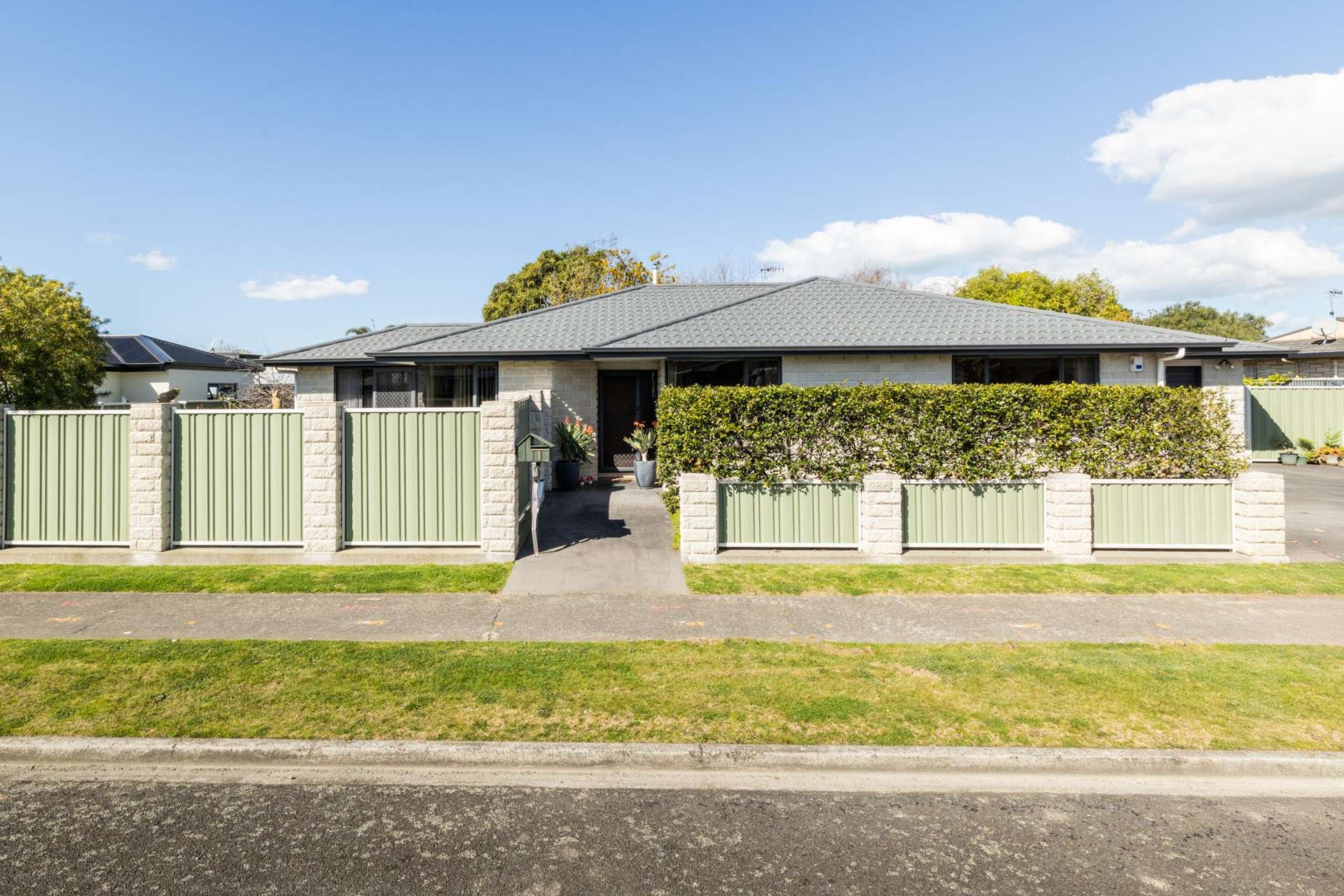 1 Moorhouse Street Taradale_0