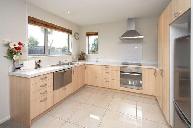 2/417A Bower Avenue Parklands_2