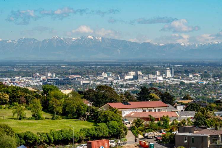 2 Avery Place Redcliffs_14