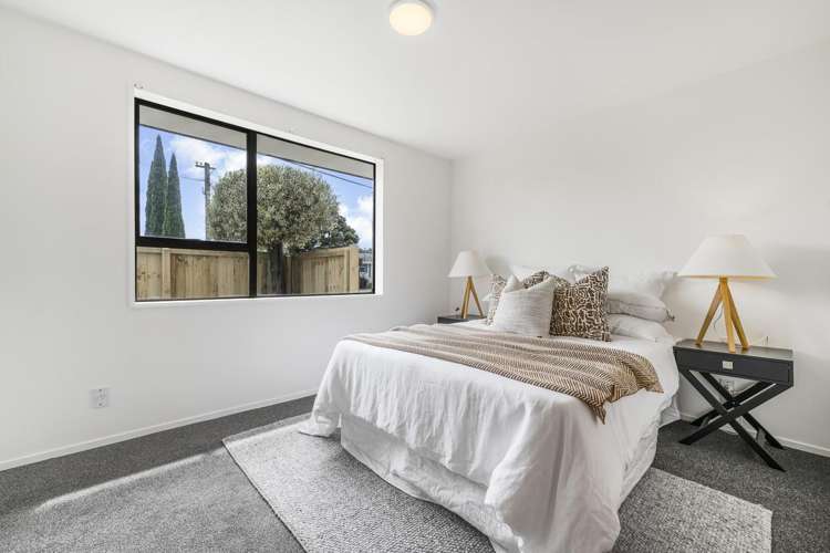 2B Barclay Place Burwood_9