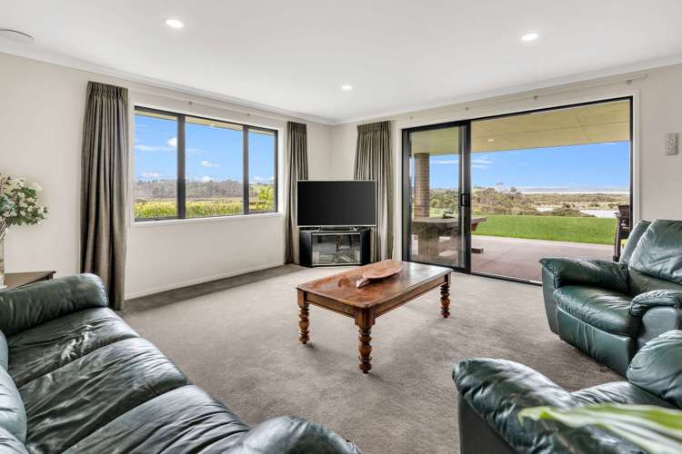 38D Kaipara Lake Road Helensville_21