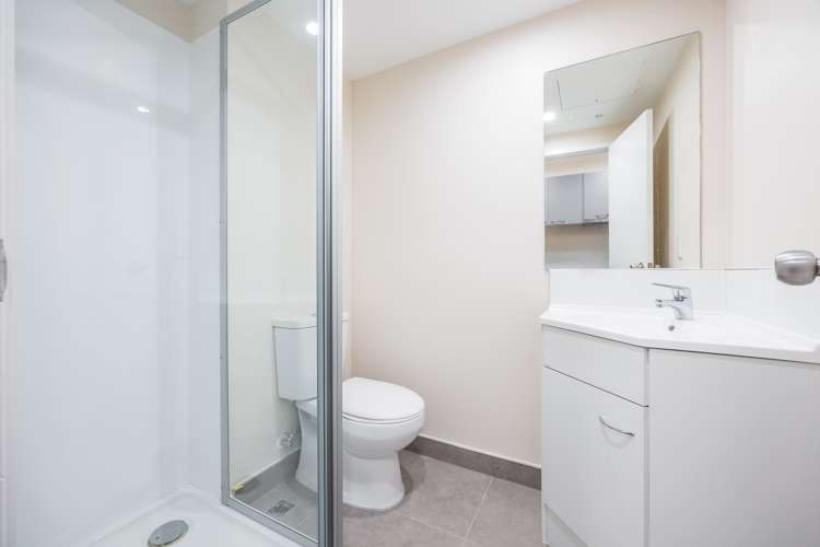 1014/135 Hobson Street Auckland Central_12