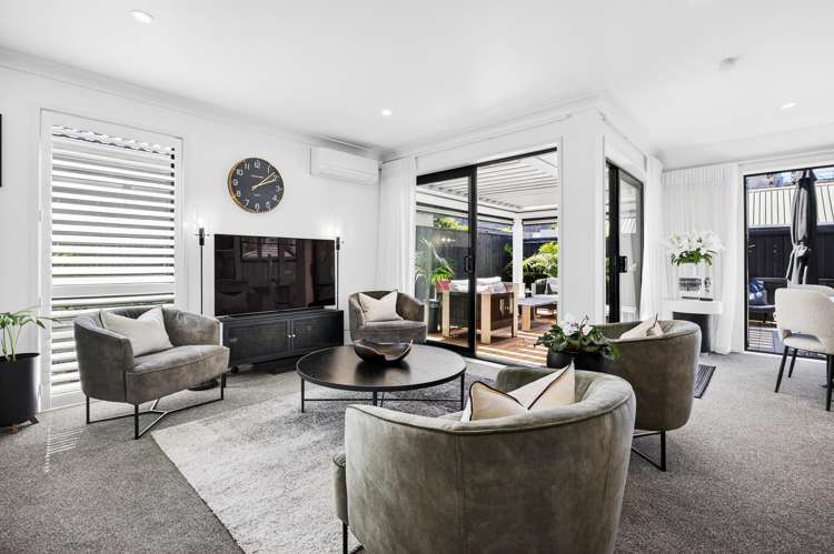 33A Forest Glen Orewa_4